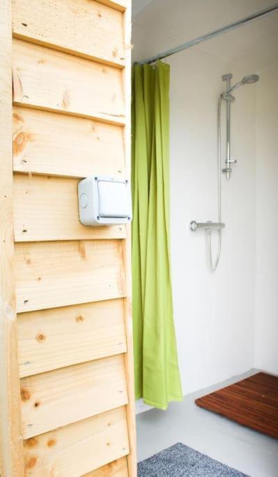 The Shepherds Hut Shrewsbury Extérieur photo